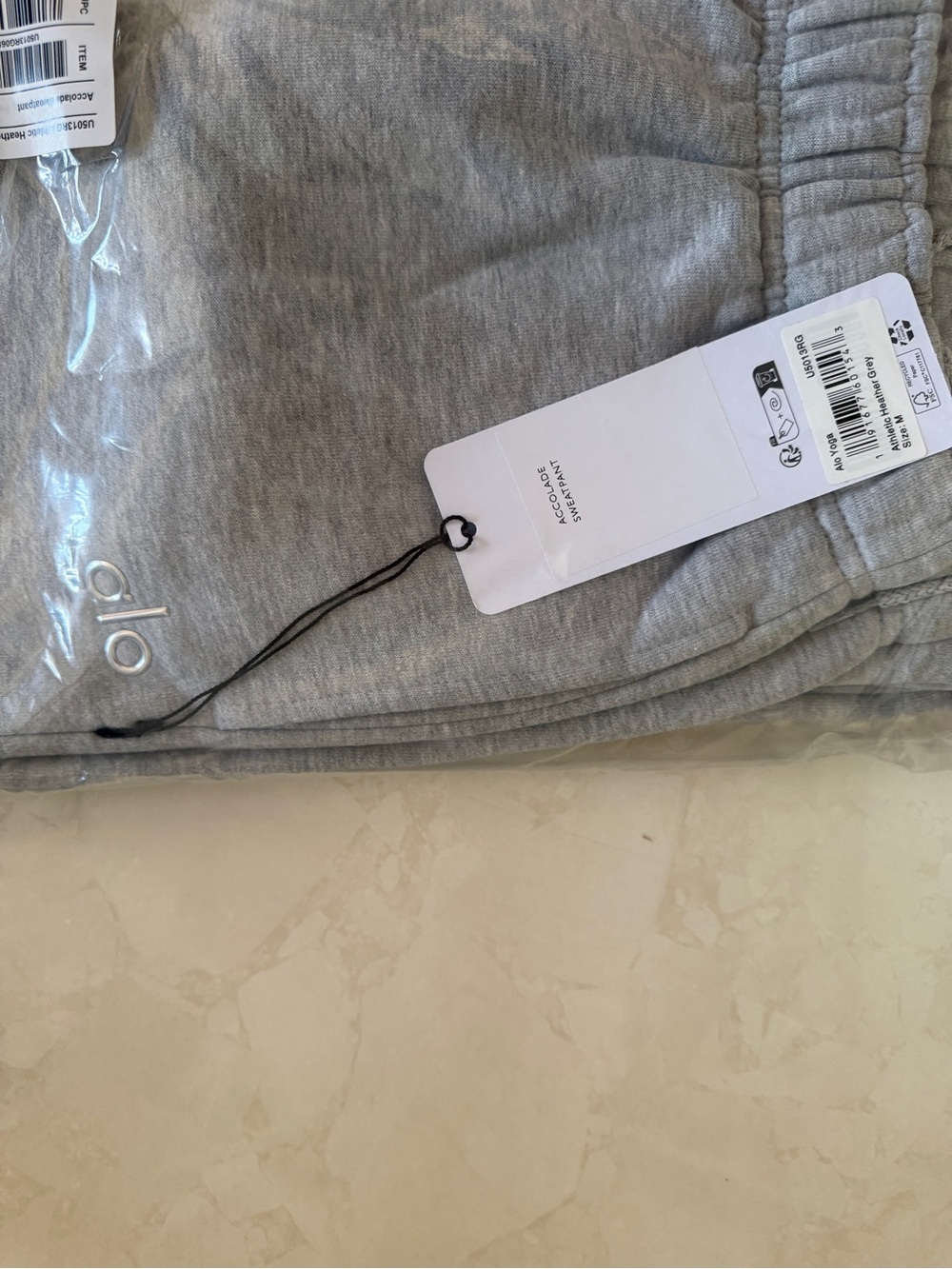 Alo Yoga Accolade 1/4 Zip & Sweatpant Set Grey M NWT - Picture 6 of 9